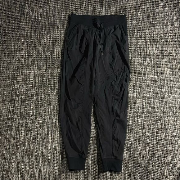 Lululemon Dance Studio Jogger *28” size 6 - Picture 1 of 12